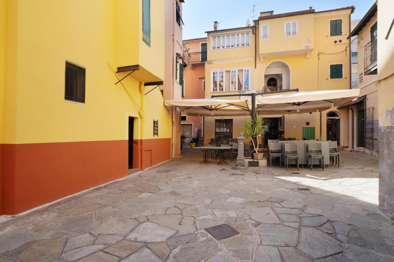 Casa Di Ali Apartment Imperia Exterior photo